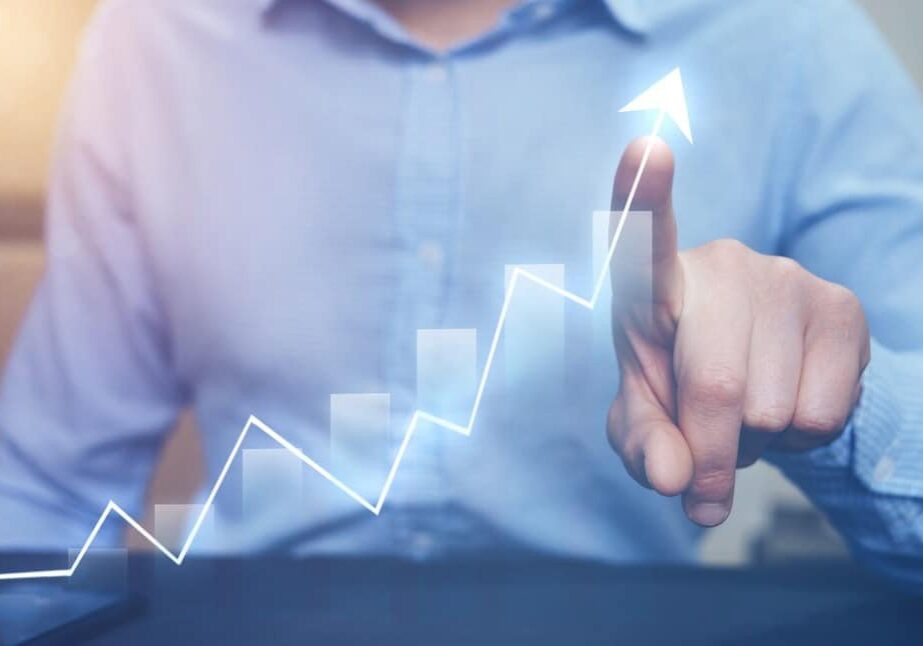 arrow graph growing corporate